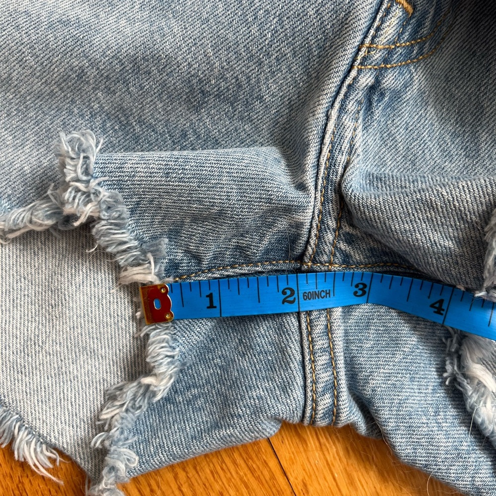 BNWT Levi’s 501 shorts, size 29 - Picture 3 of 5